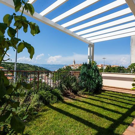 Villa Mirela Apartment Vrbnik Zewnętrze zdjęcie