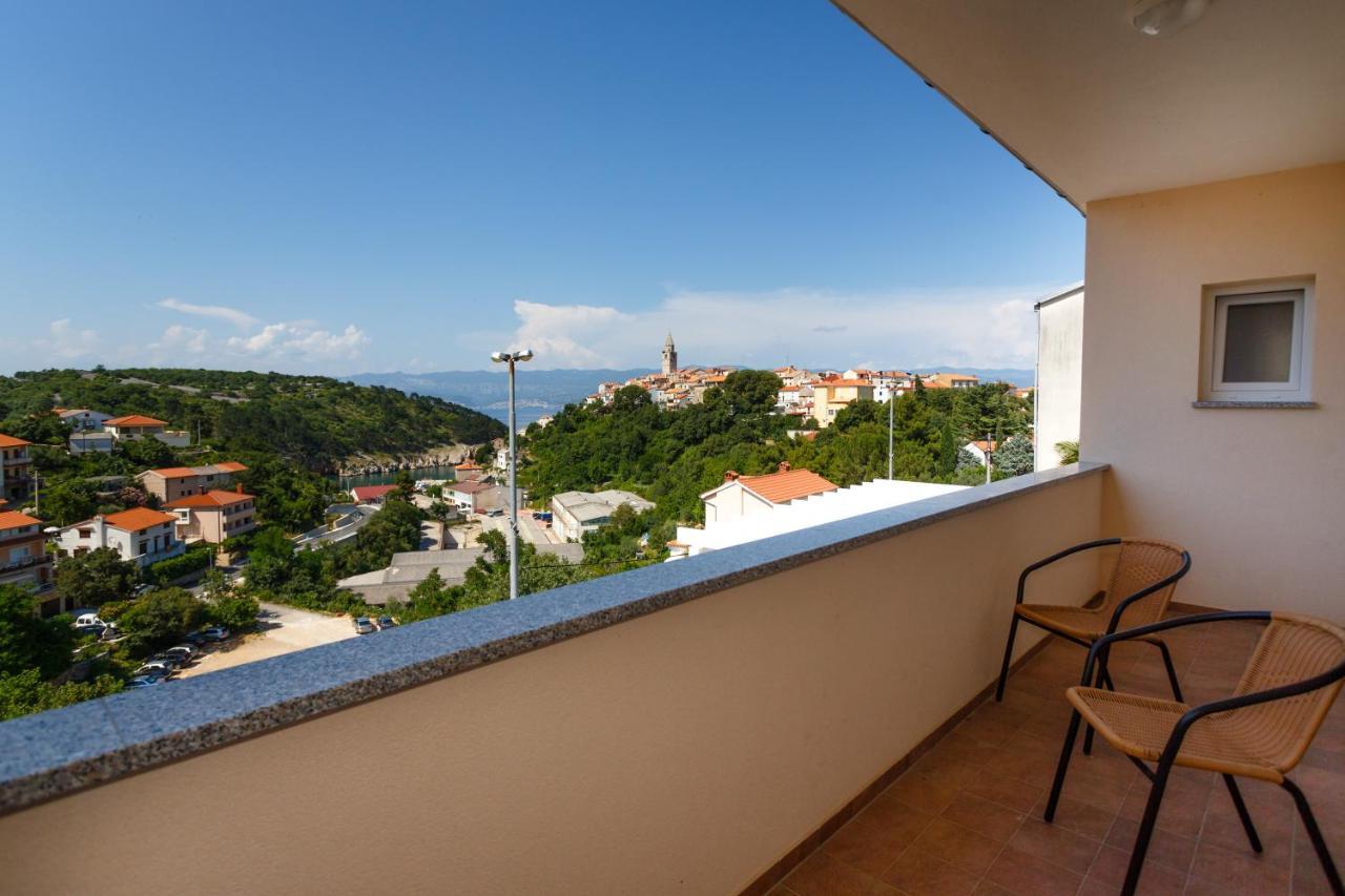 Villa Mirela Apartment Vrbnik Zewnętrze zdjęcie
